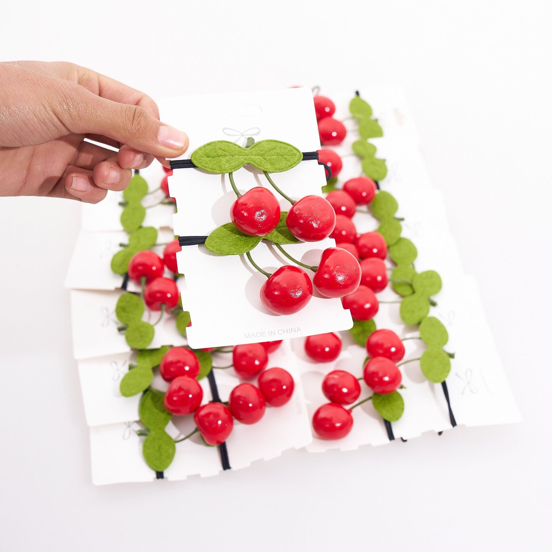 İKİLİ KİRAZ LASTİK TOKA L-18