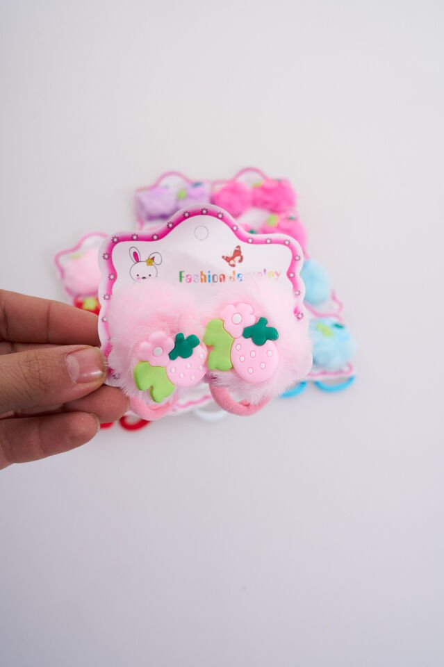 İKİLİ PONPONLU LASTİK TOKA