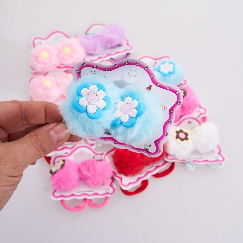 İKİLİ PONPONLU LASTİK TOKA