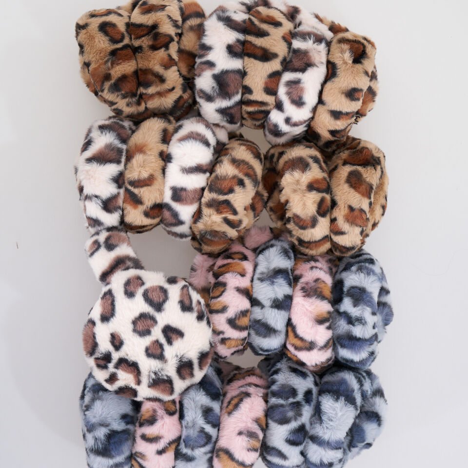 KISA KULAKLIK ( LEOPAR DESENLİ)