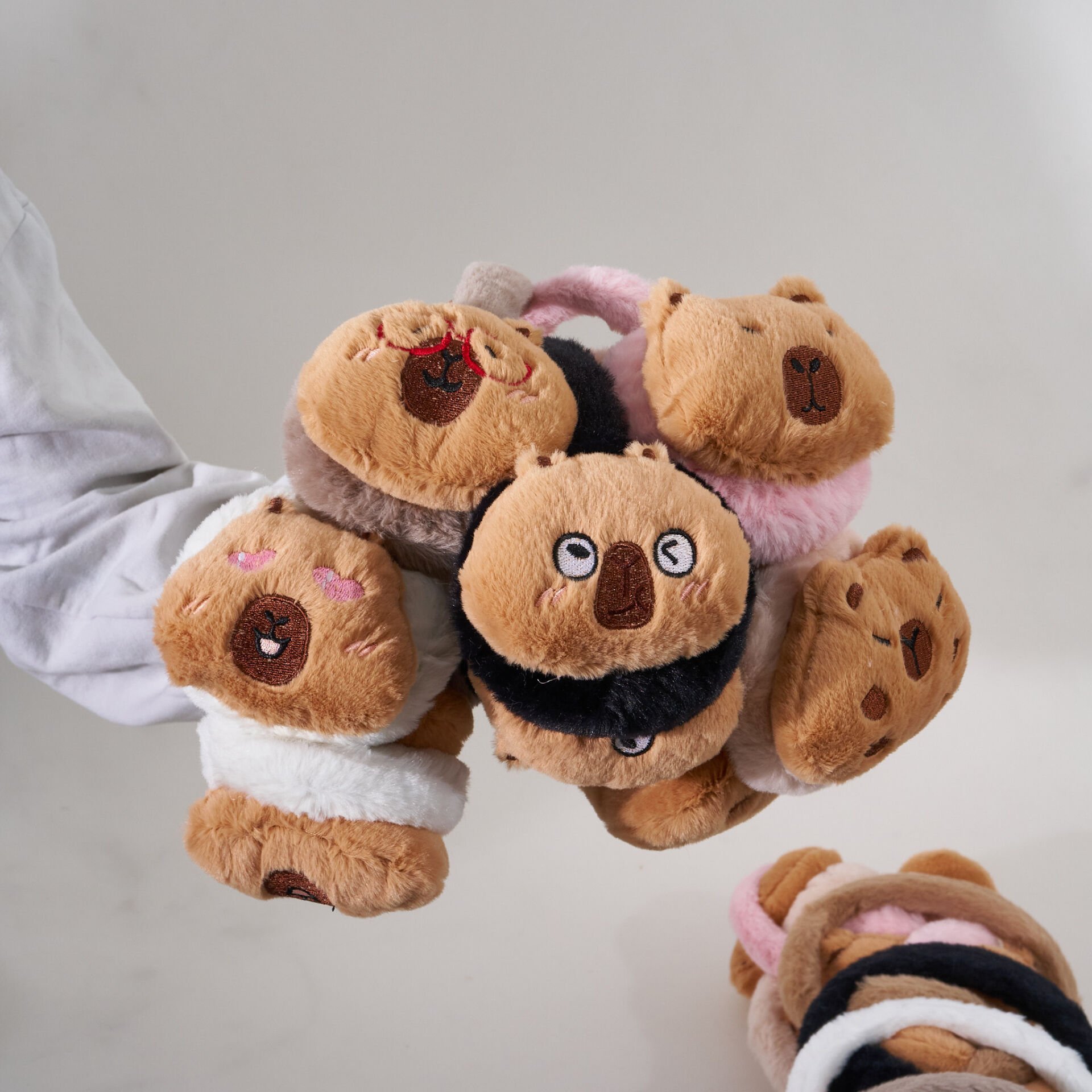 KISA KULAKLIK ( FİGÜRLÜ )