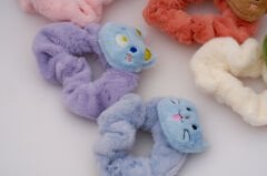 FEATHERED FIGURE BUBBLE CLASP L-82