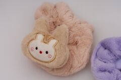 TÜYLÜ FİGÜRLÜ SİMİT TOKA L-82