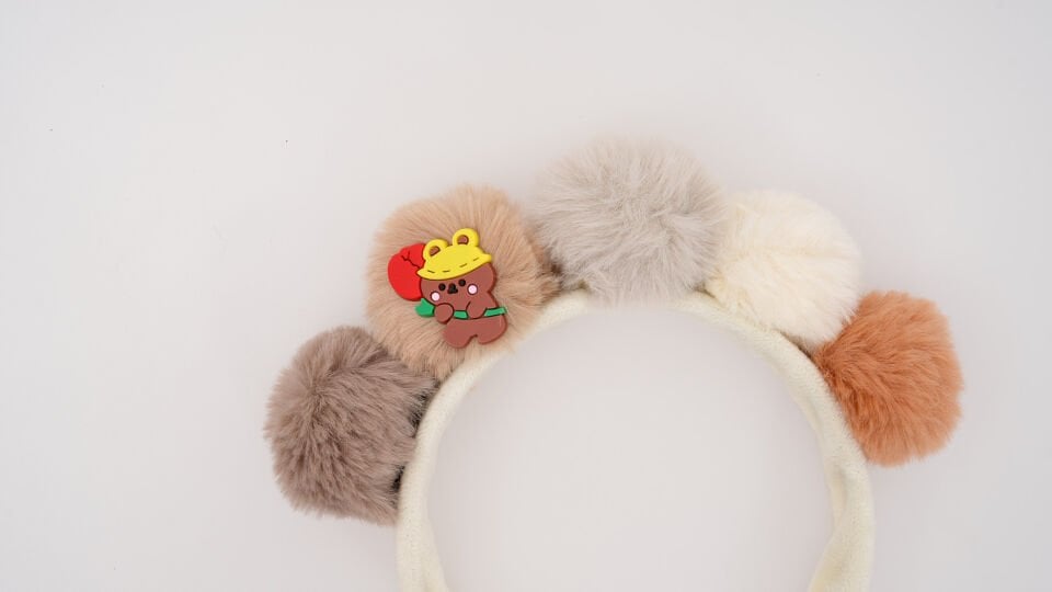 TÜYLÜ ÇİFT FİGÜRLÜ TAÇ