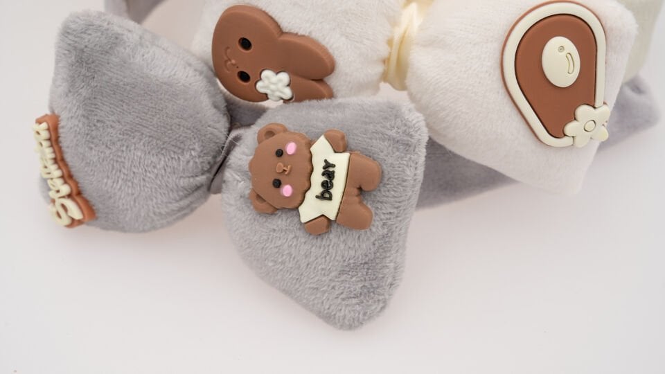 TÜYLÜ ÇİFT FİGÜRLÜ TAÇ