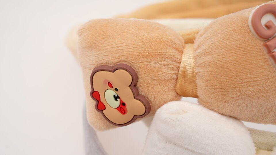 TÜYLÜ ÇİFT FİGÜRLÜ TAÇ