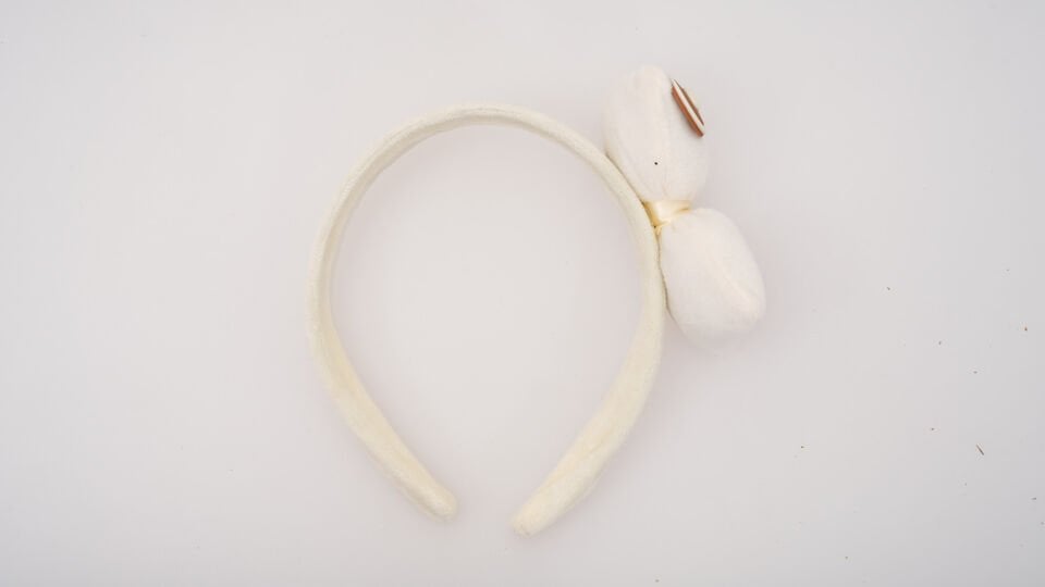 TÜYLÜ ÇİFT FİGÜRLÜ TAÇ