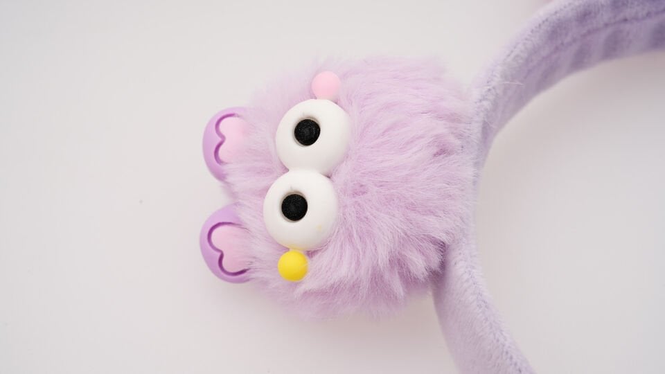 TÜYLÜ ÇİFT FİGÜRLÜ TAÇ