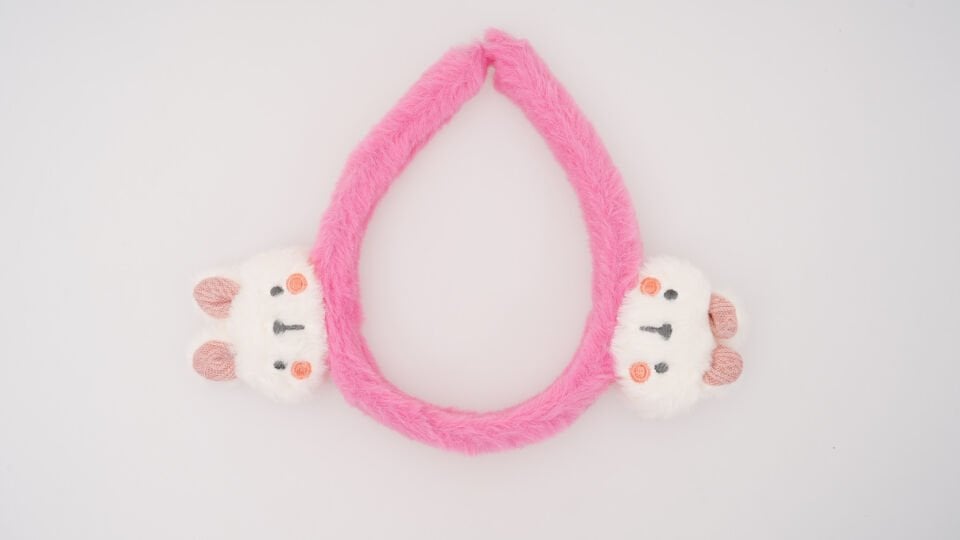 TÜYLÜ ÇİFT FİGÜRLÜ TAÇ