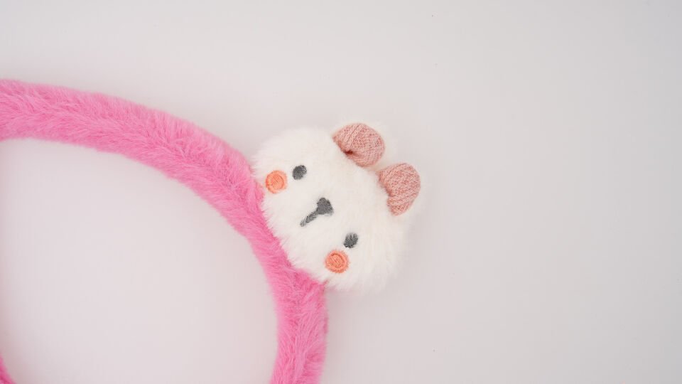 TÜYLÜ ÇİFT FİGÜRLÜ TAÇ