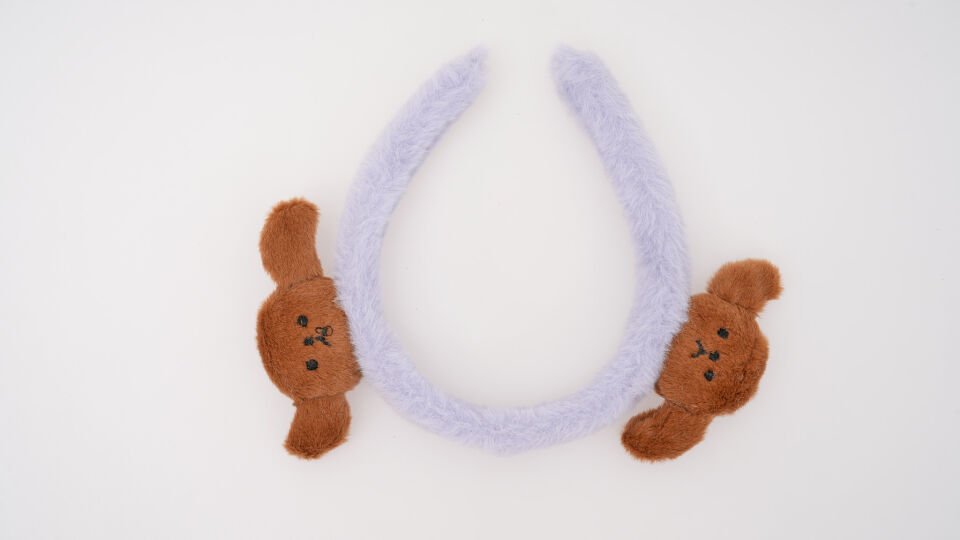 TÜYLÜ ÇİFT FİGÜRLÜ TAÇ