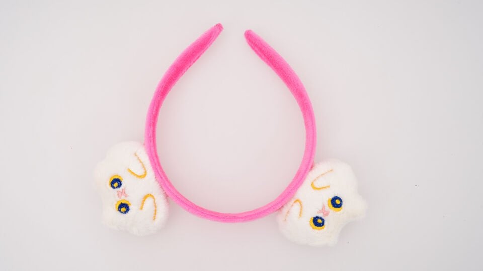 TÜYLÜ ÇİFT FİGÜRLÜ TAÇ