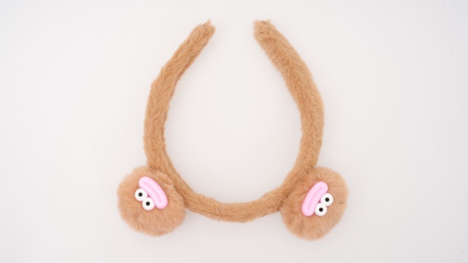 TÜYLÜ ÇİFT FİGÜRLÜ TAÇ