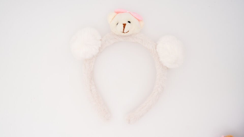 TÜYLÜ ÇİFT FİGÜRLÜ TAÇ