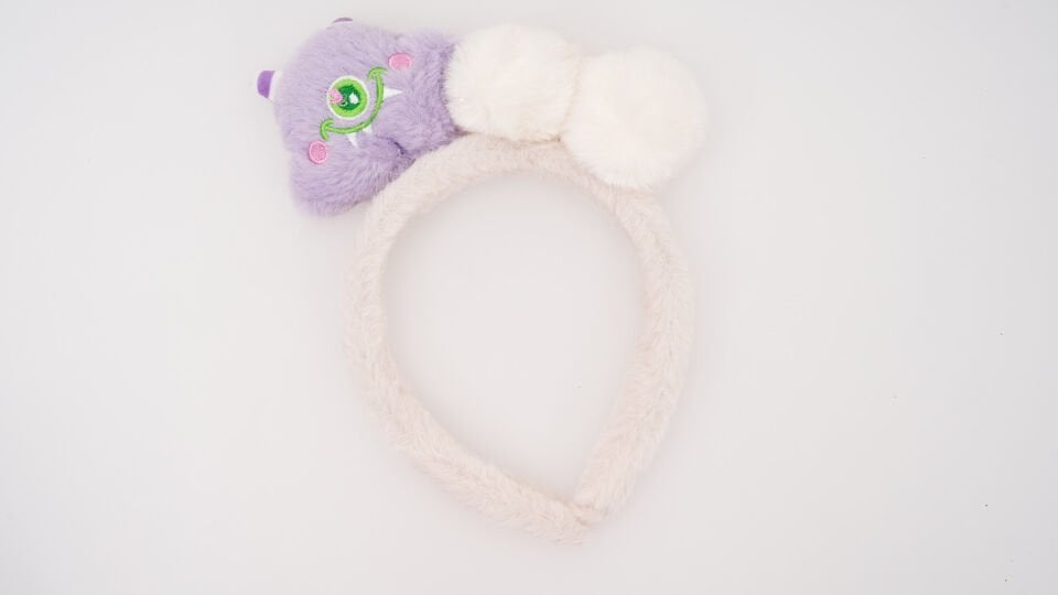 TÜYLÜ ÇİFT FİGÜRLÜ TAÇ