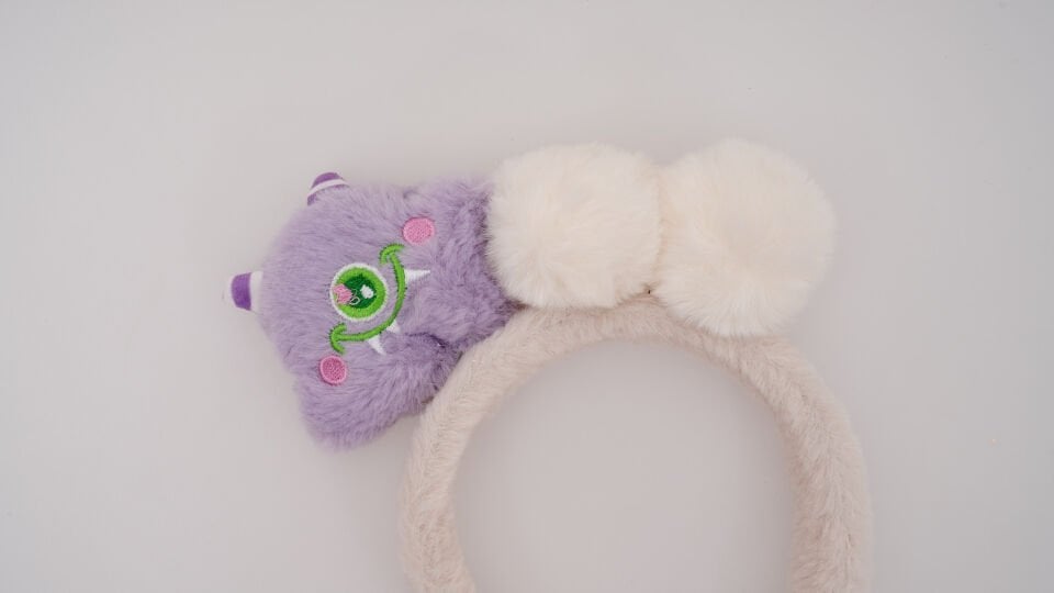 TÜYLÜ ÇİFT FİGÜRLÜ TAÇ