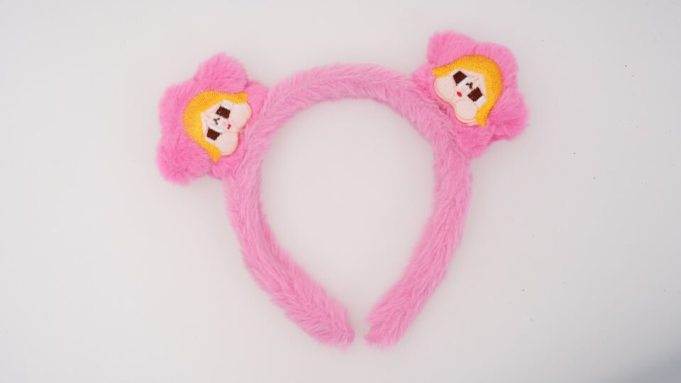 TÜYLÜ ÇİFT FİGÜRLÜ TAÇ