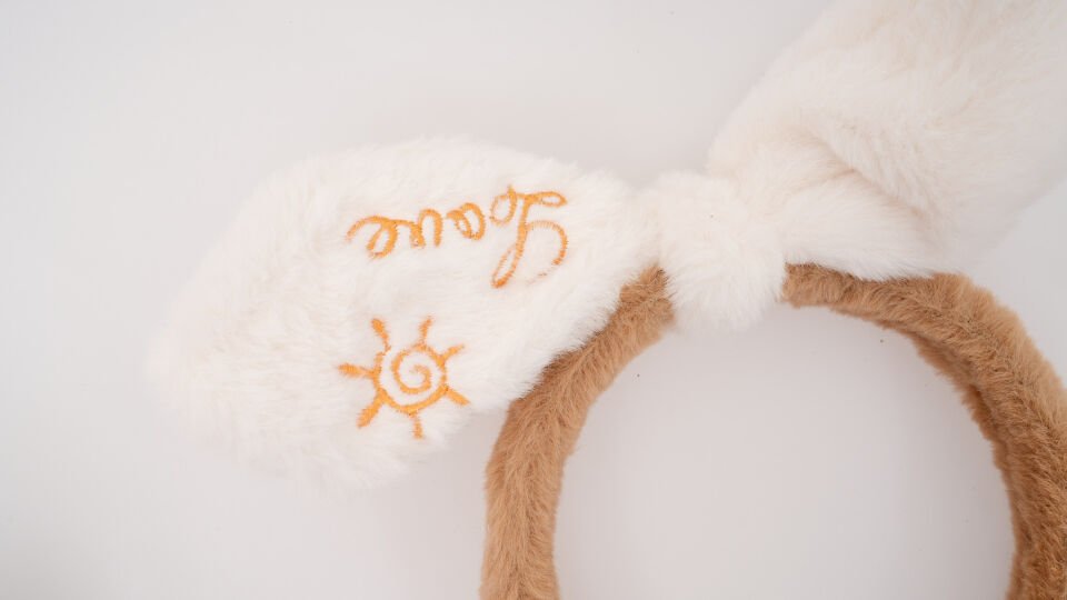 TÜYLÜ ÇİFT FİGÜRLÜ TAÇ