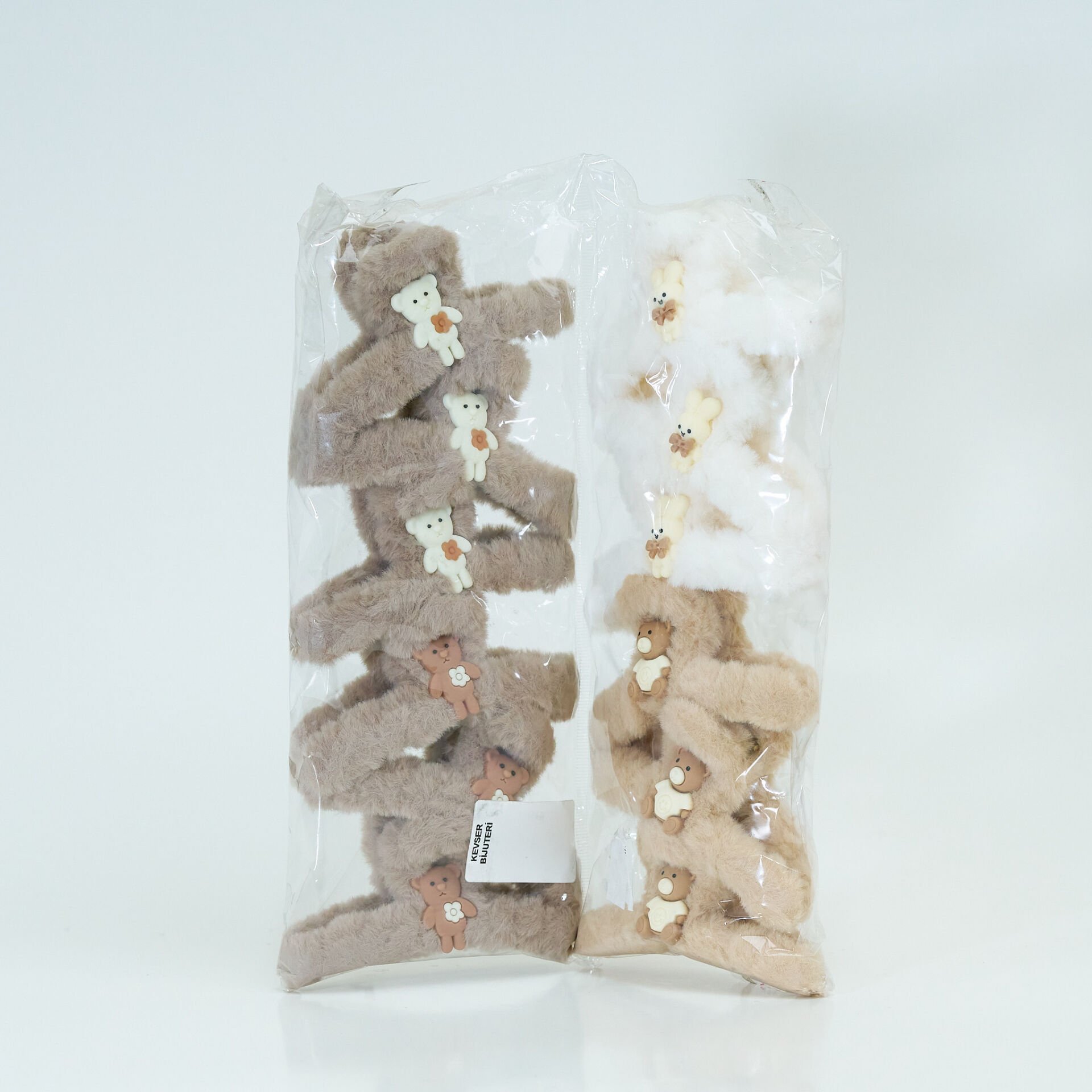 TÜYLÜ FİGÜRLÜ MANDAL M-69