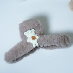 TÜYLÜ FİGÜRLÜ MANDAL M-69