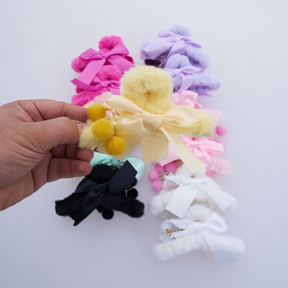 ZİNCİRLİ TÜYLÜ MANDAL KVS-25-B