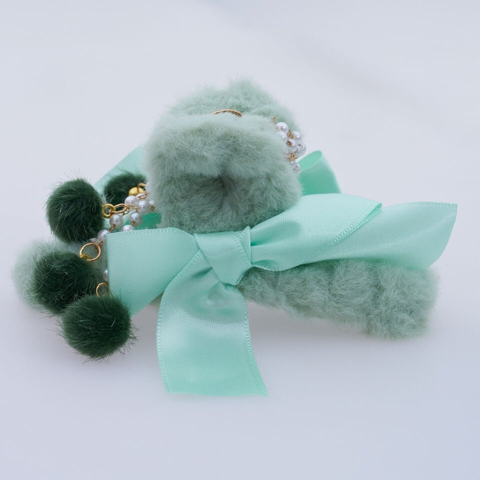 ZİNCİRLİ TÜYLÜ MANDAL KVS-25-B