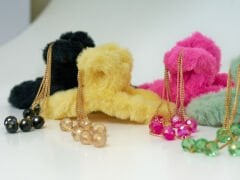 ZİNCİRLİ TÜYLÜ MANDAL KVS-29-B