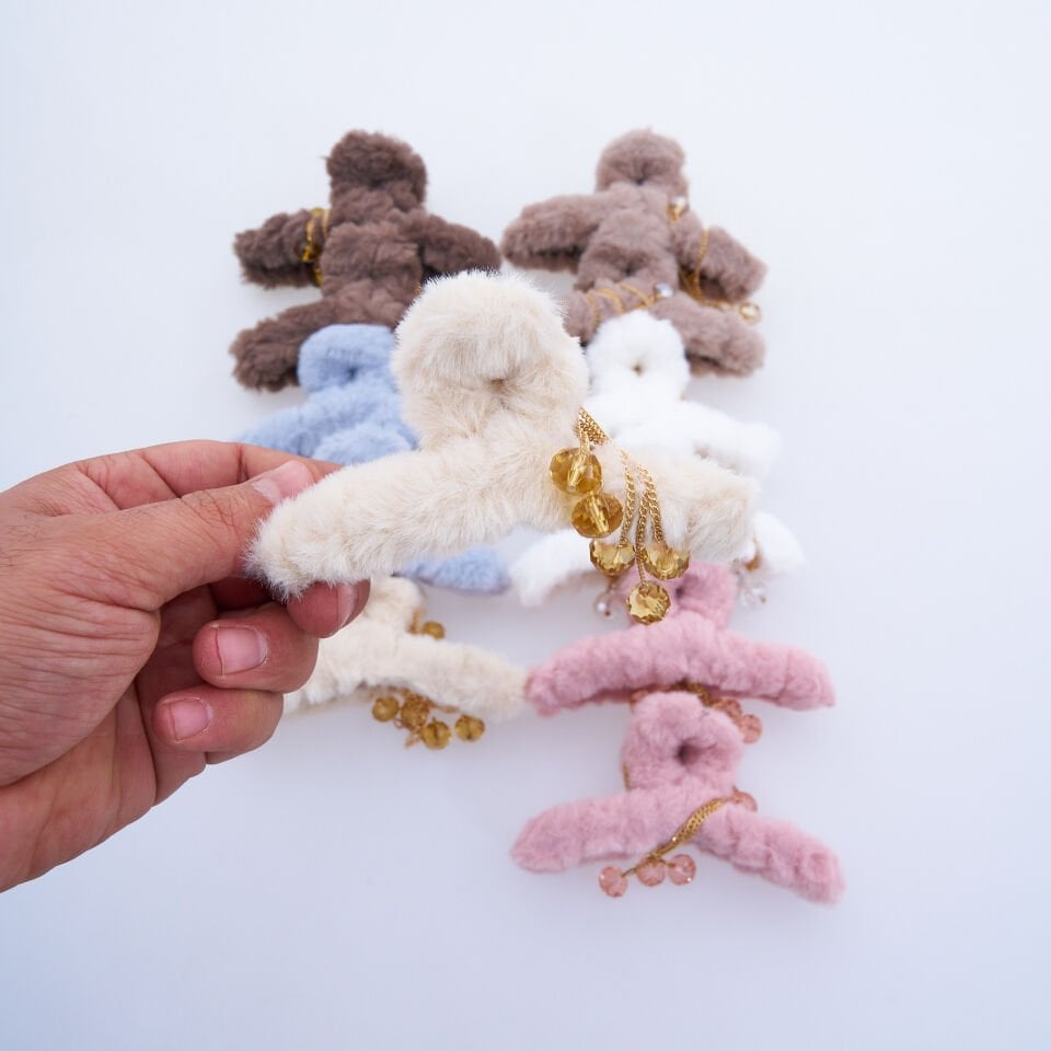 ZİNCİRLİ TÜYLÜ MANDAL KVS-36-A