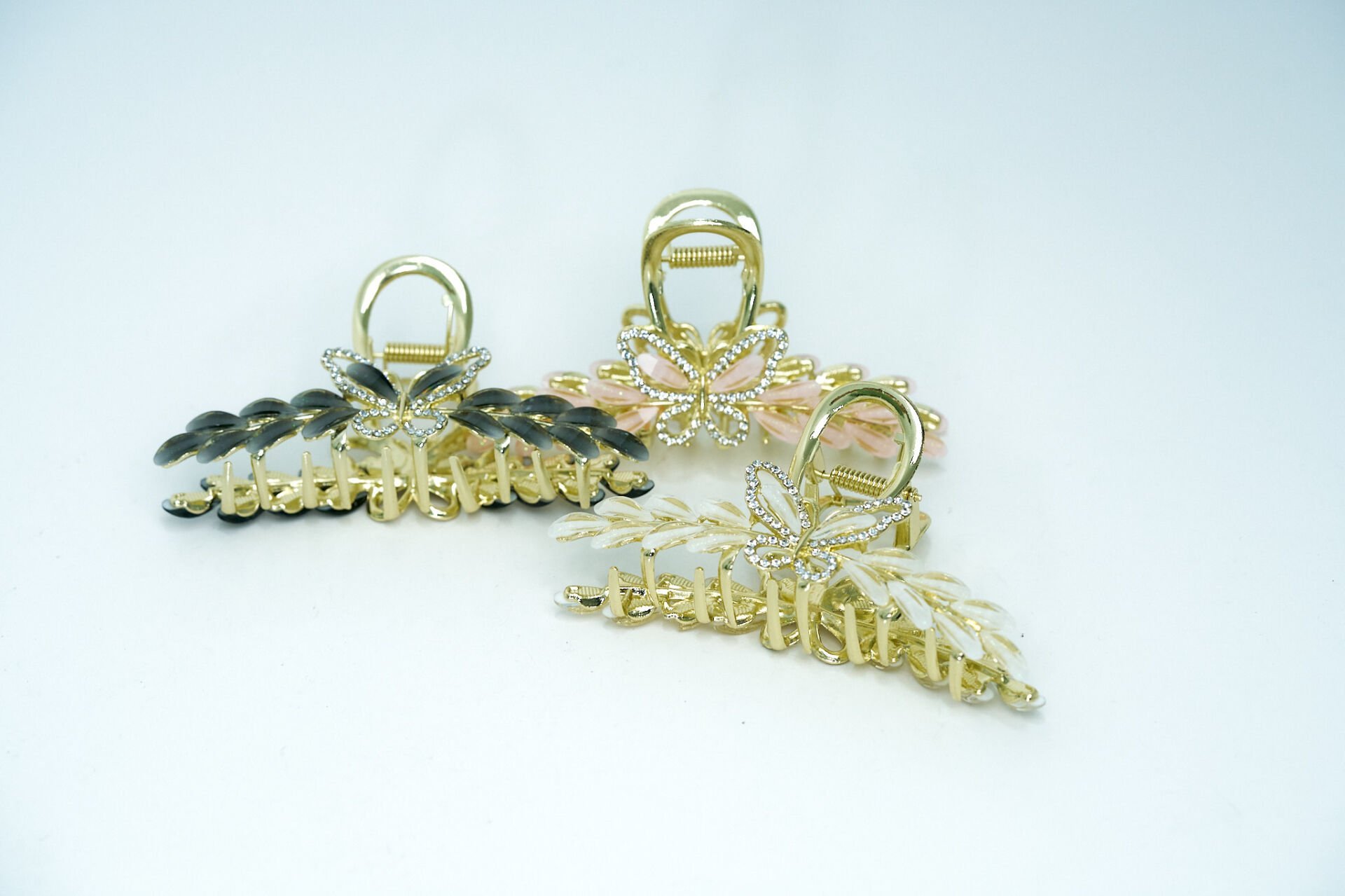 TAŞLI METAL MANDAL M-108