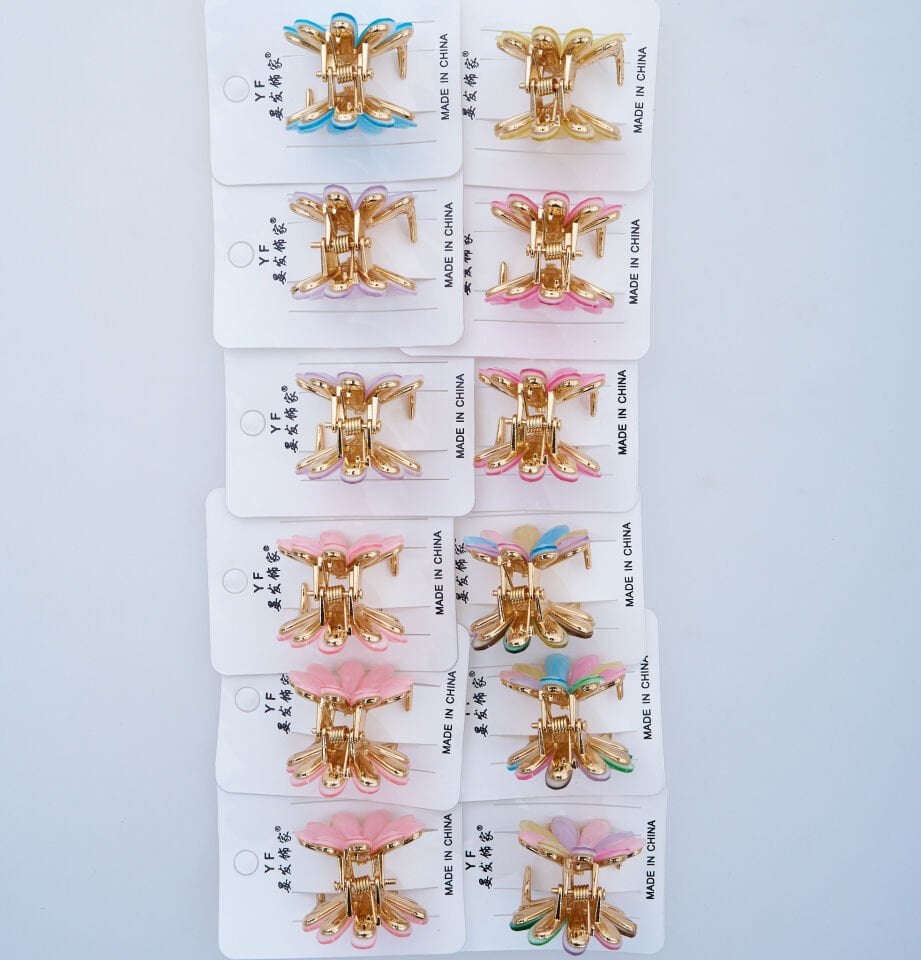 ÇİÇEKLİ TAŞLI METAL MANDAL KVS-67