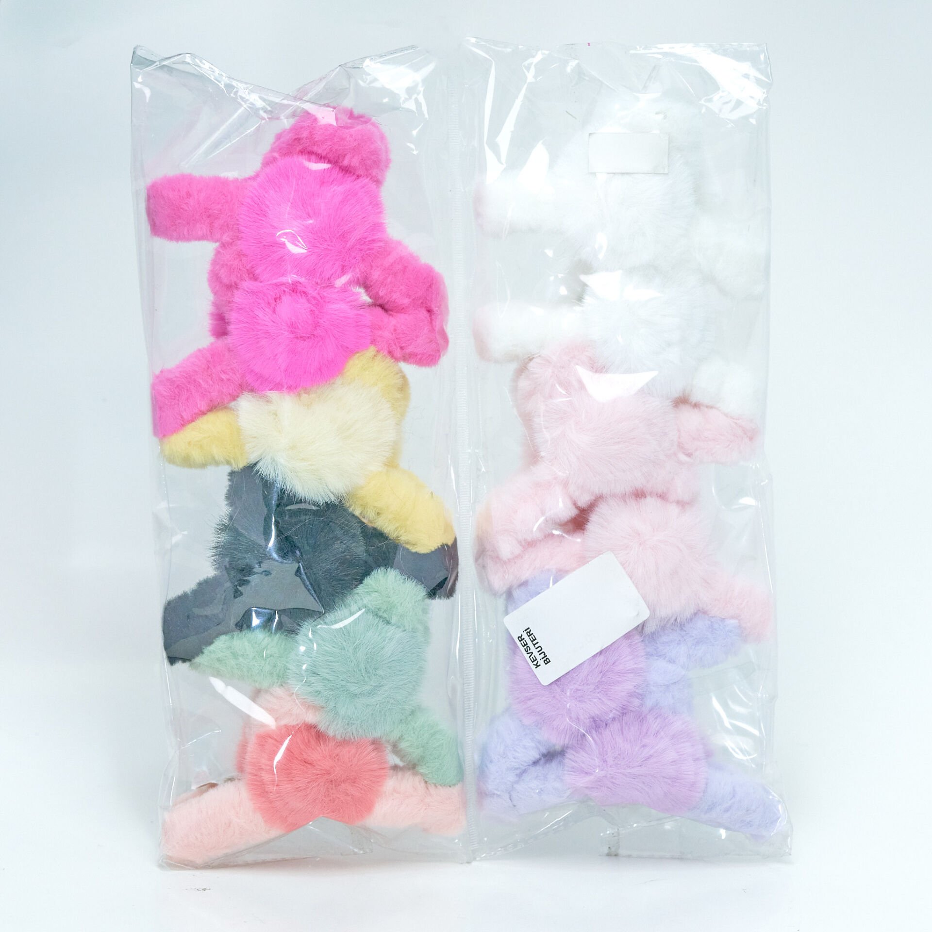 FEATHERED POMPOM PADLOCK KVS-34-B