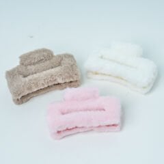 TÜYLÜ KARE MANDAL KVS-M-72