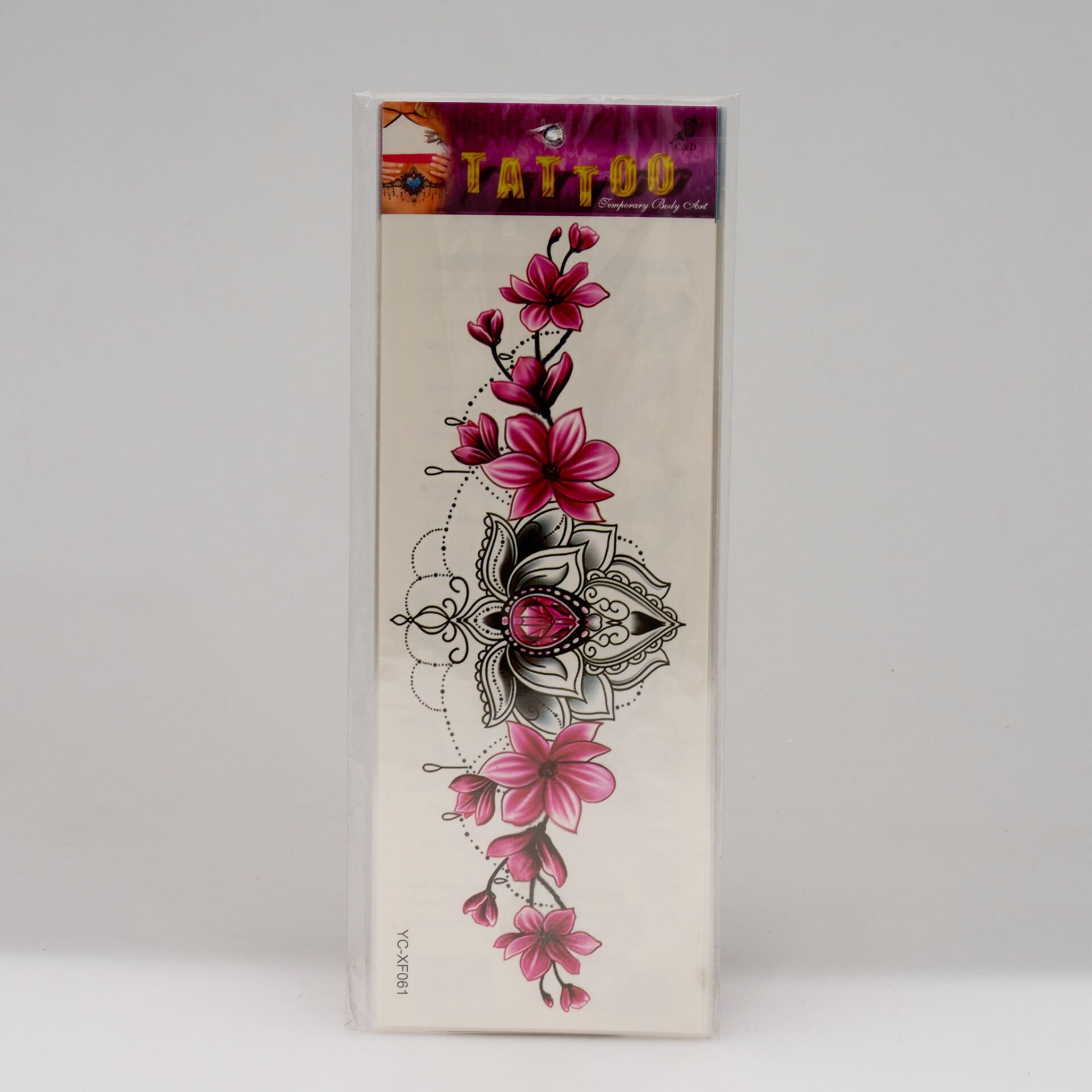 BÜYÜK RENKLİ KARIŞIK MODEL DÖVME