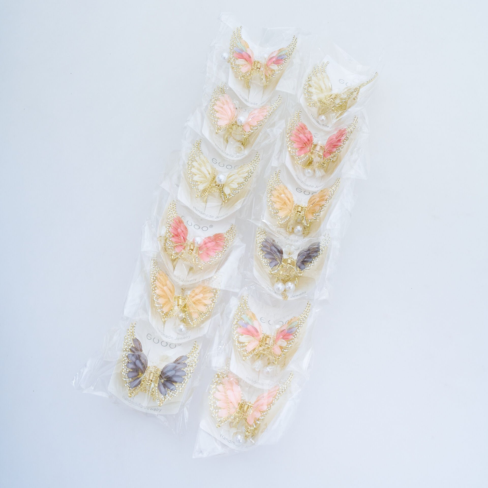 TAŞLI ZİNCİRLİ KELEBEK METAL MANDAL M-104