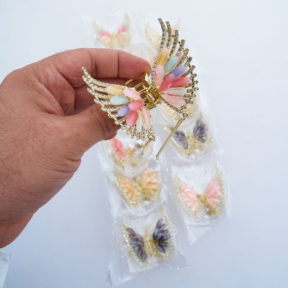 TAŞLI ZİNCİRLİ KELEBEK METAL MANDAL M-104