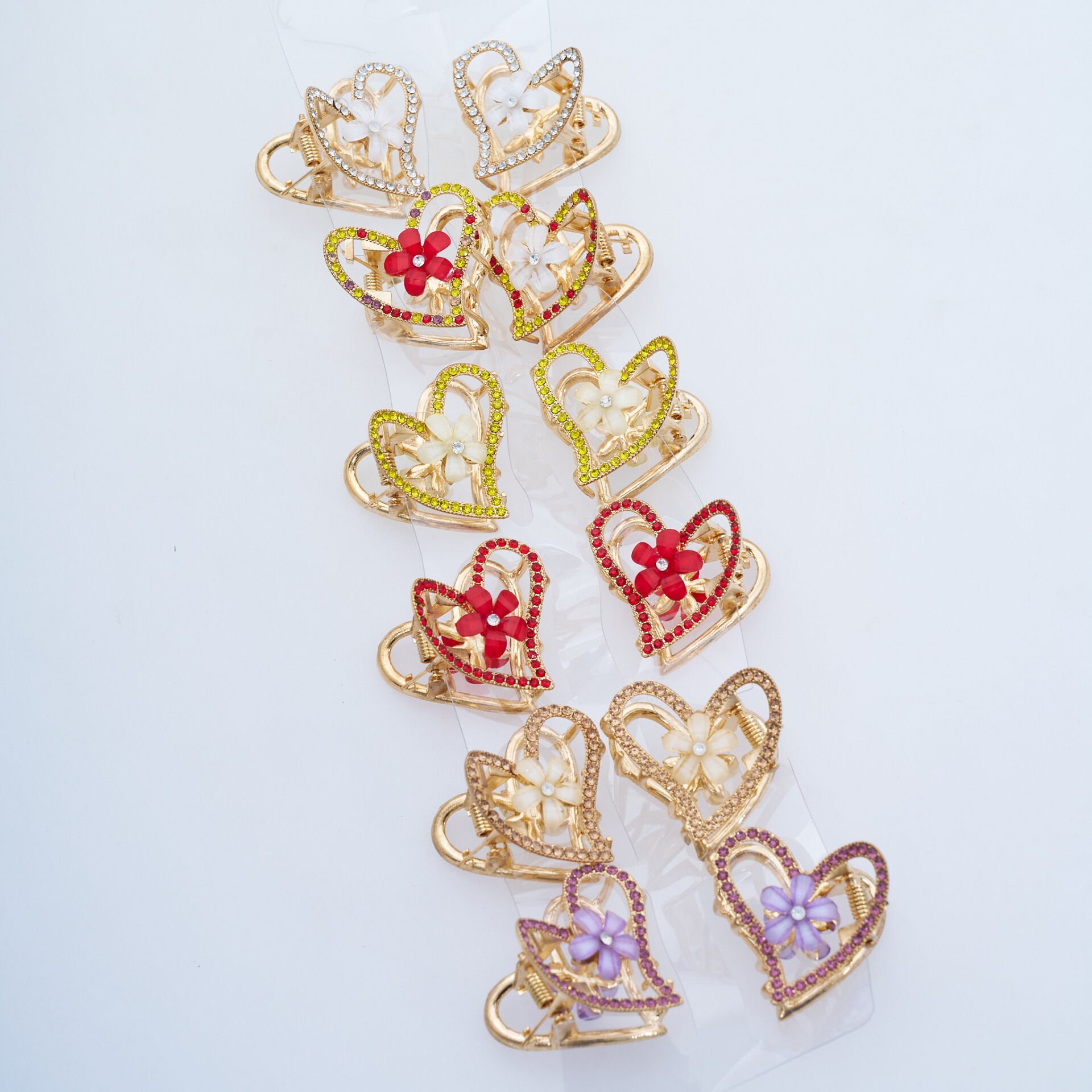 KALPLİ TAŞLI METAL MANDAL M-29