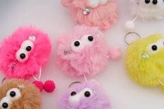 TÜYLÜ MASKOT KVS-A-58