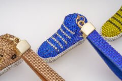 LUXURY KEYCHAIN WITH STONE SHOES KVS-A-74