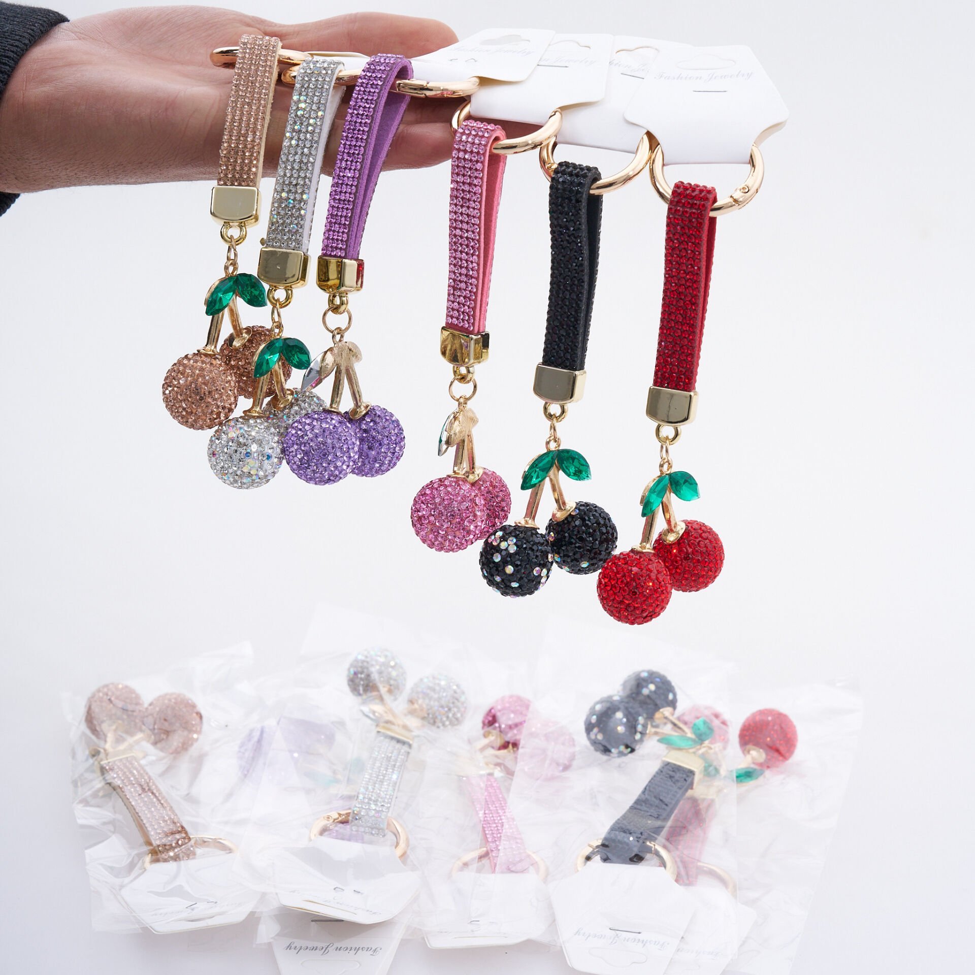 TAŞLI LÜKS ANAHTARLIK A-4