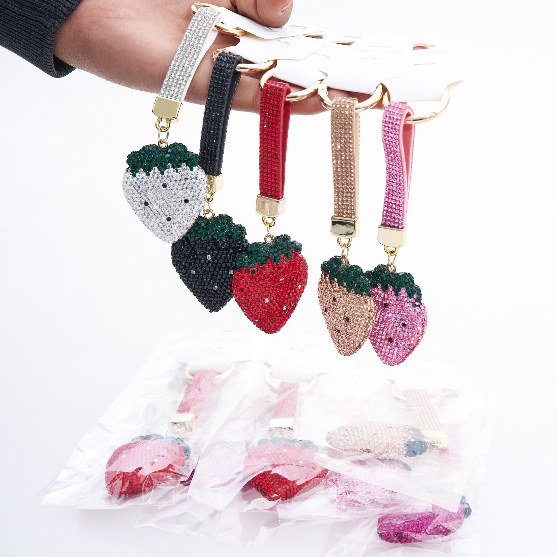 TAŞLI LÜKS ANAHTARLIK A-6