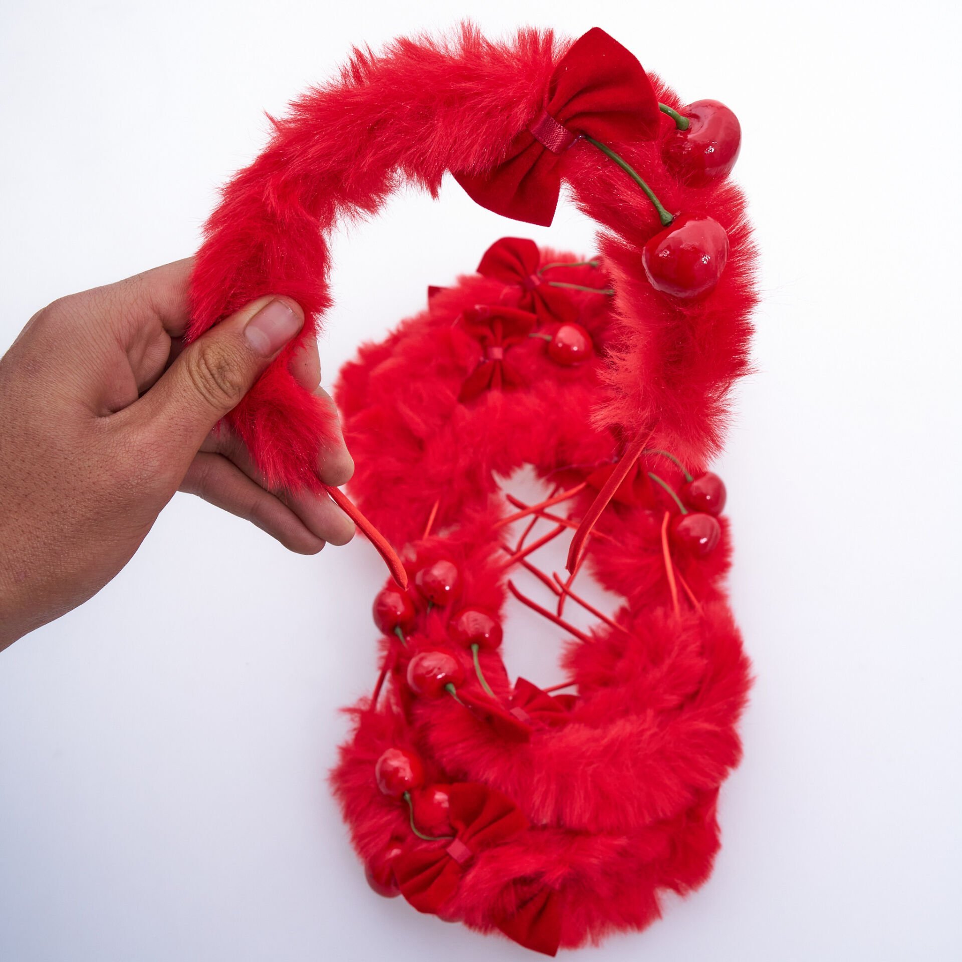 KUTULU KİRAZ TAÇ T-6